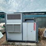 Instalación de equipos de aire acondicionado en edificios empresariales